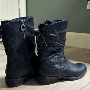 Sofft Black Lace Up Leather Boots